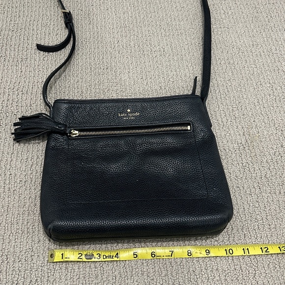 Kate Spade Purse, Black, with shoulder strap - Picture 10 of 11